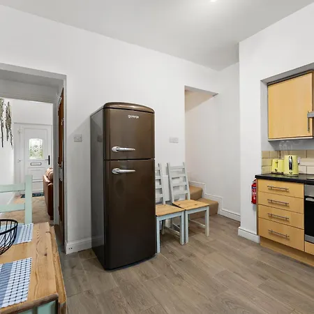 펜션 Vintage 2 Bed House In